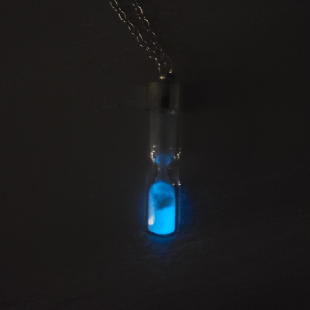Jewerly - Picture 3 of 3